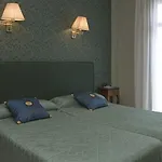 Отель Senorio De Bazan 2*
