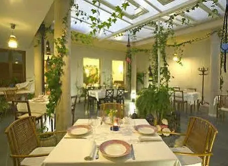 Senorio De Bazan Otel