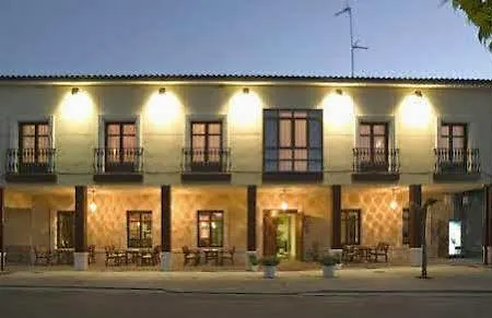 Señorío De Bazán Palacios De La Valduerna