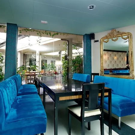 Hotel Senorio De Bazan 2*