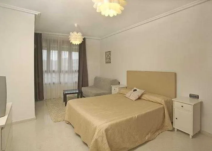 Hotel Senorio De Bazan 2*